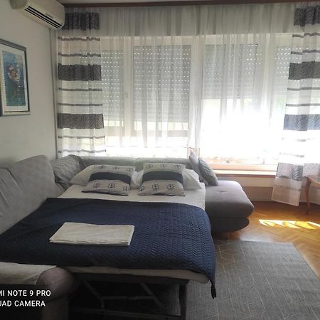 Apartman Seka Omiš Exteriör bild