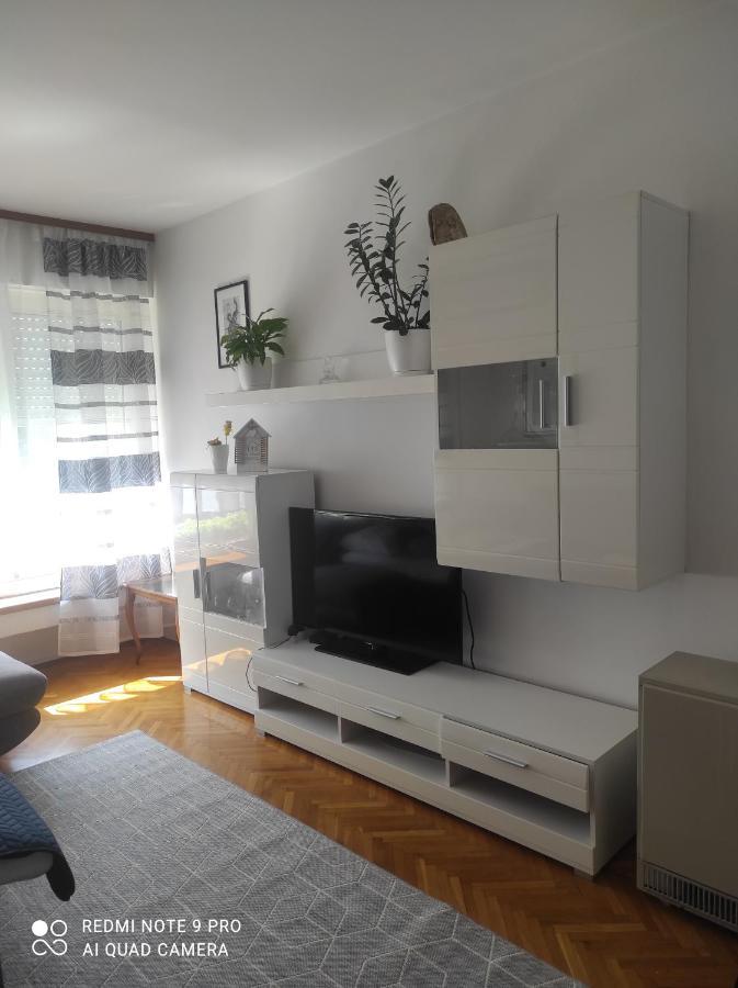 Apartman Seka Omiš Exteriör bild