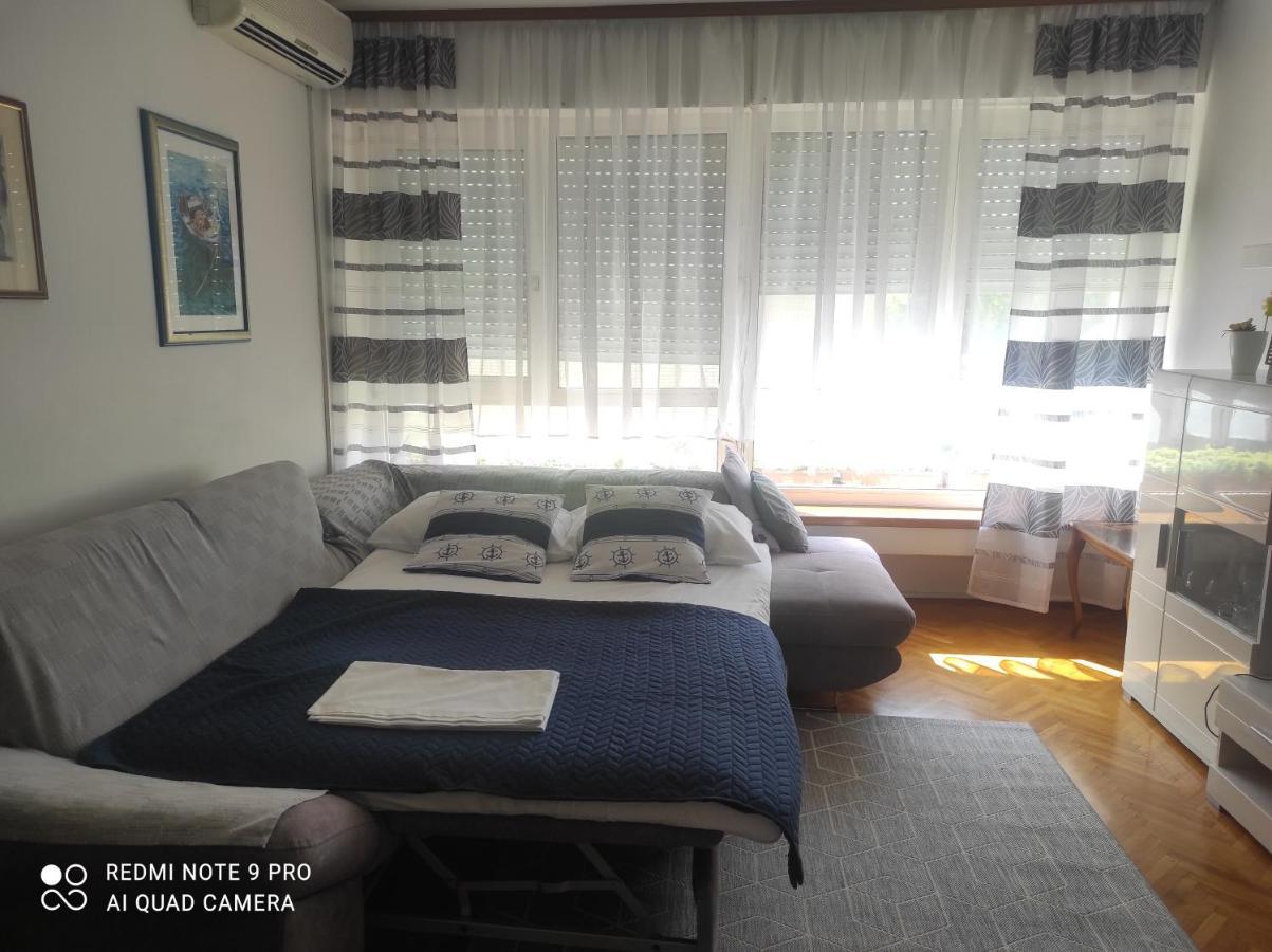 Apartman Seka Omiš Exteriör bild